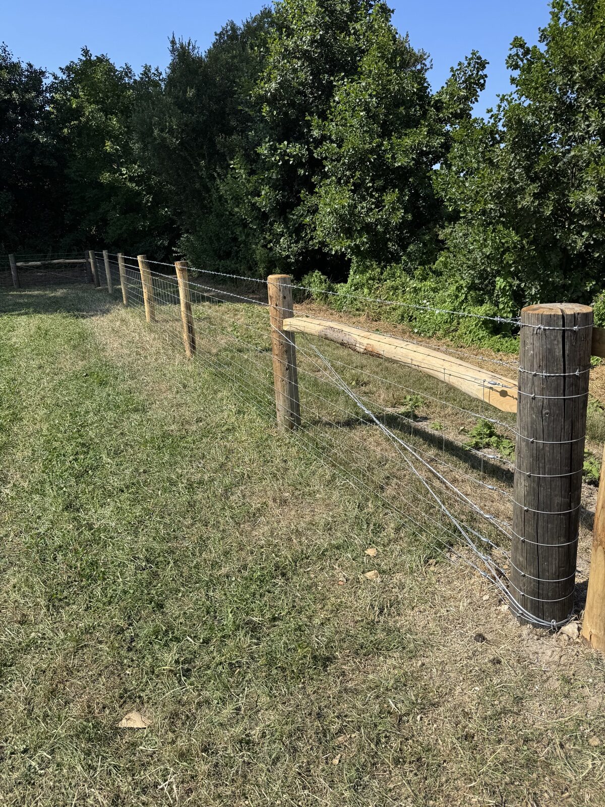 Close view of agricultural fencing workmanship